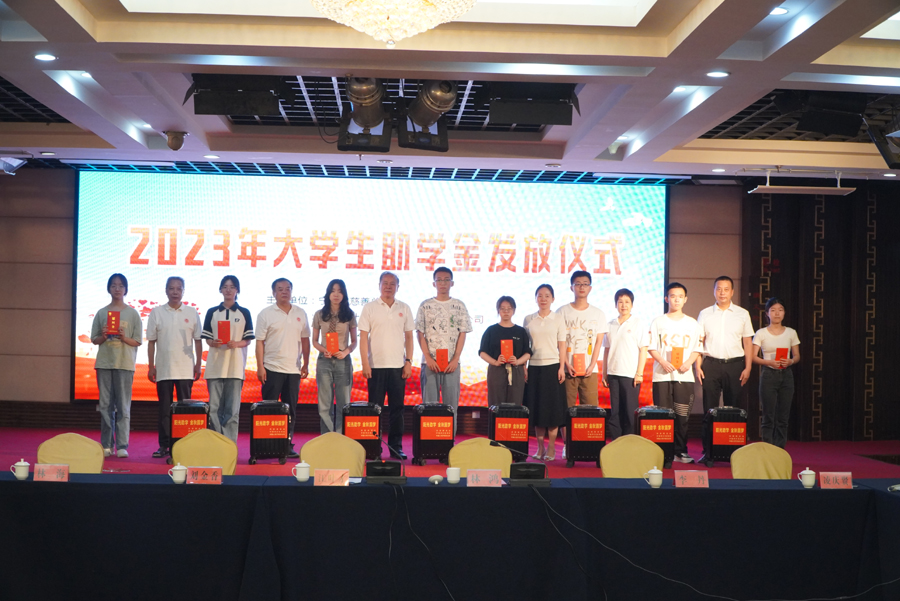 d4cda7e06500c9bb5b63293ded328569.jpg